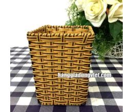 Giỏ Vuông Nhựa Giả Mây Tiện Dụng (11x13cm)